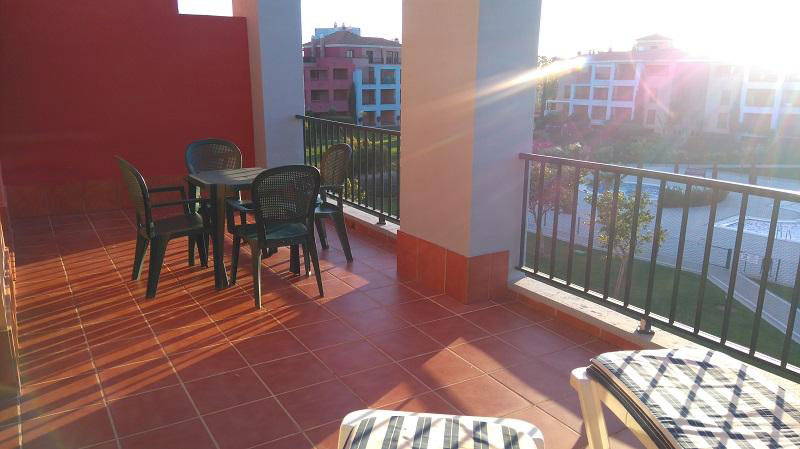 terraza apartamento alquiler