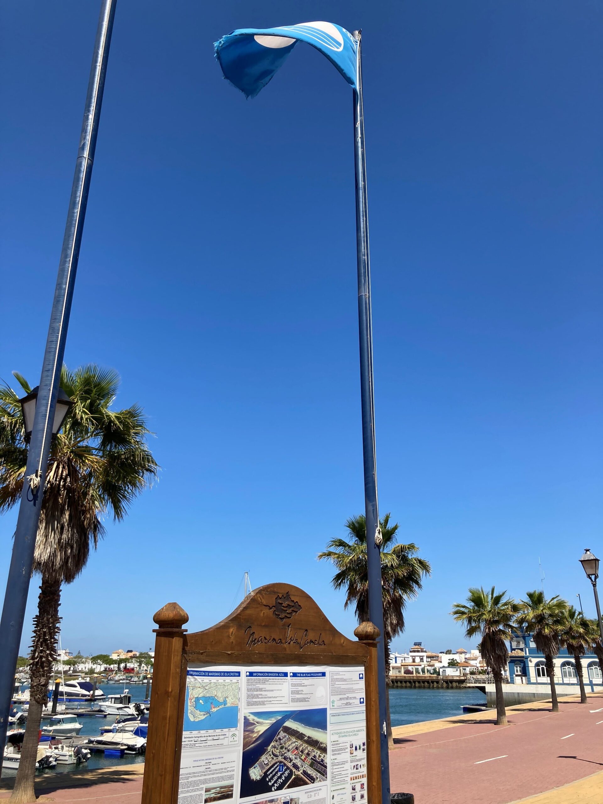 Bandera Azul Isla Canela